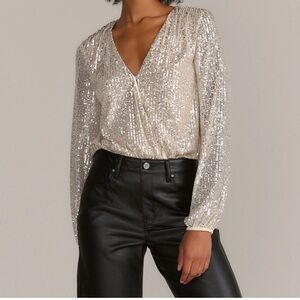 New GILI Holly Beige Sequins Long Sleeve Holiday Bodysuit Women’s M